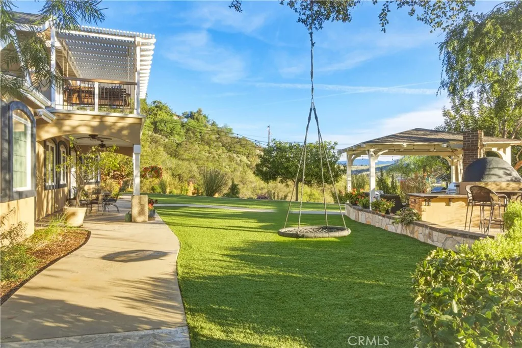 https://cdn.realtyfeed.com/cdn/127/306652021/0cb51a66cbbedef48d55525e358a6fa6.webp
