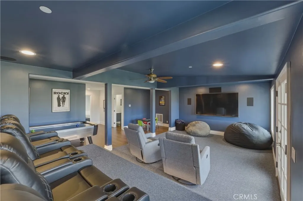 https://cdn.realtyfeed.com/cdn/127/306652021/32171c4ae63fcb778c3cbcd094f2af6e.webp