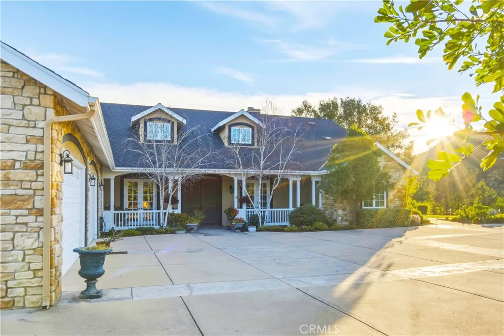 https://cdn.realtyfeed.com/cdn/127/306652021/368b877e5c327e7f0045a077289e6bc1.webp