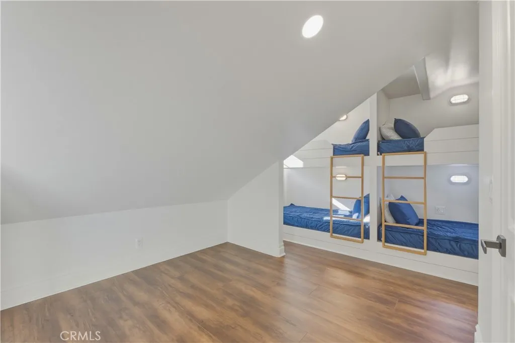 https://cdn.realtyfeed.com/cdn/127/306652021/bbf14e1bd6d1c575ba8915dac49de956.webp