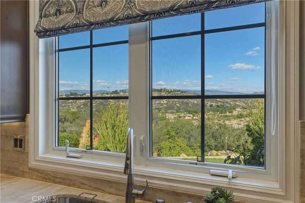 https://cdn.realtyfeed.com/cdn/127/306652021/e2a1fca273209de22b43380ce3a021c5.webp