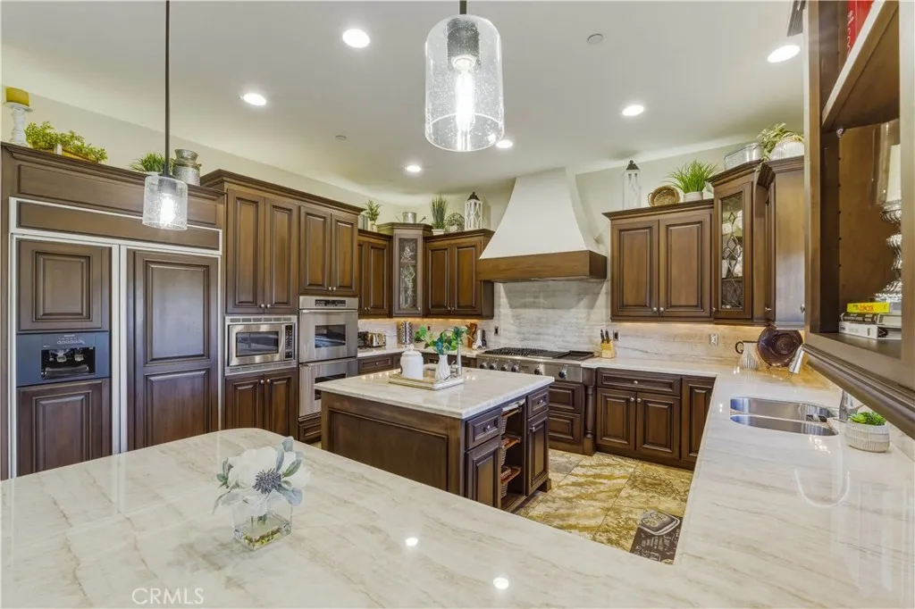 https://cdn.realtyfeed.com/cdn/127/306652021/ed6334d242bd5ae22a31489d59002079.webp