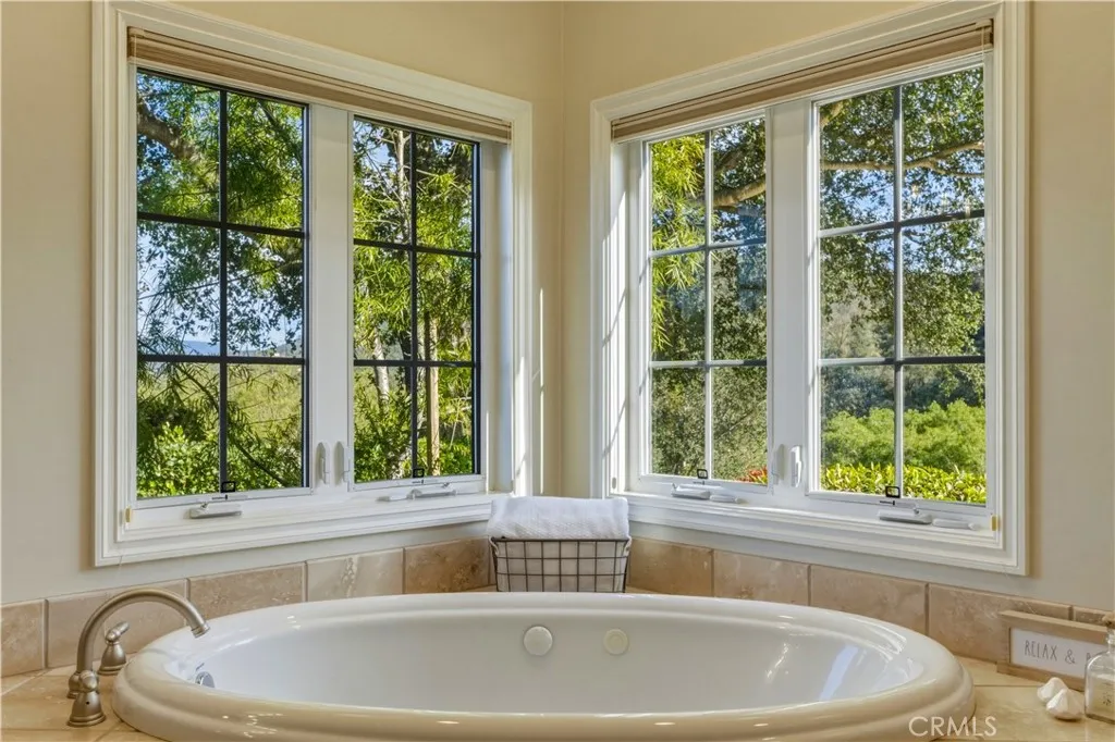 https://cdn.realtyfeed.com/cdn/127/306652021/f5ca87aed2545e15750c9ccdc5e94d51.webp