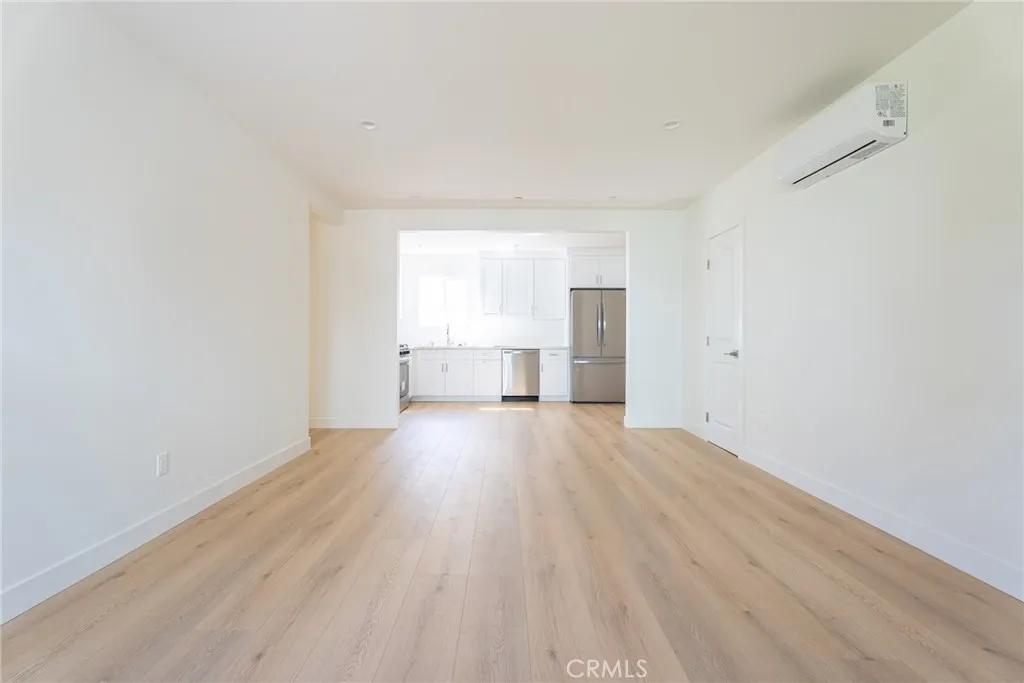 1065 E Spazier Unit 101, Burbank, CA 91502 - Photo 4 of 39, Burbank, CA