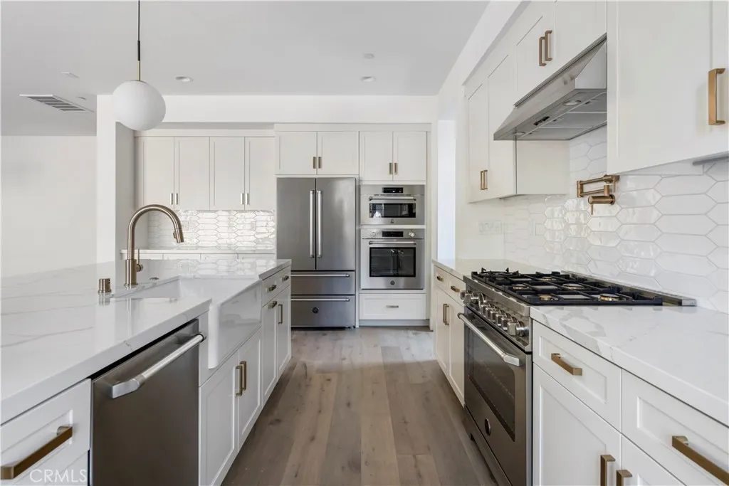 173 E Palm Street East, Altadena, CA 91001 - Photo 3 of 14, Altadena, CA