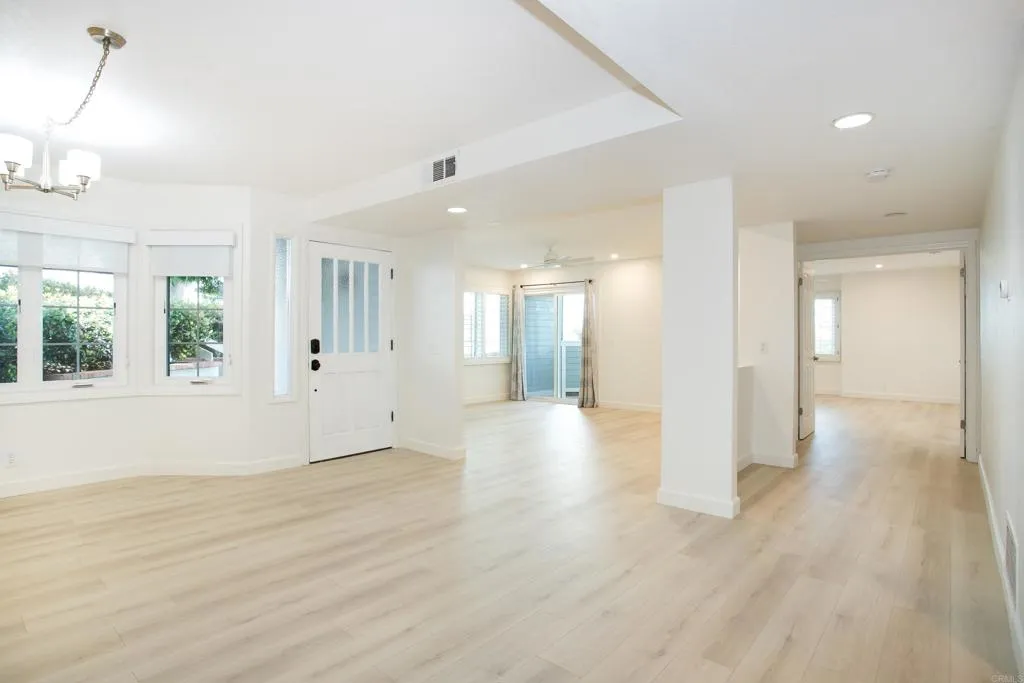 Photo #3: NDP2601819 Listing: Photo #3