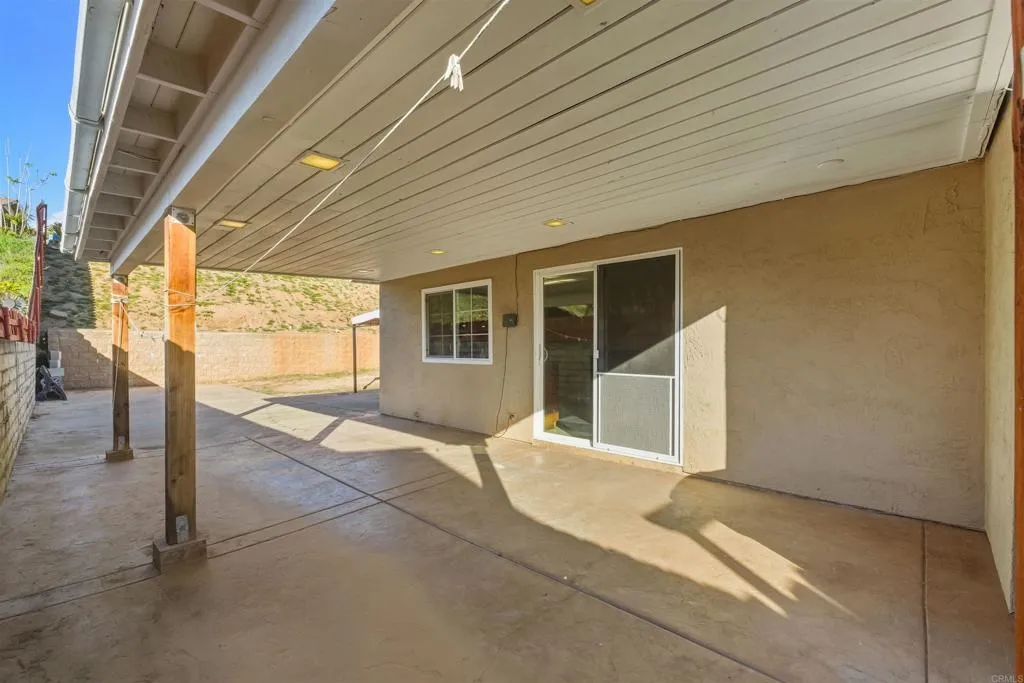 https://cdn.realtyfeed.com/cdn/127/306652309/33219681878b5af33c5cd13e8ce7064c.webp