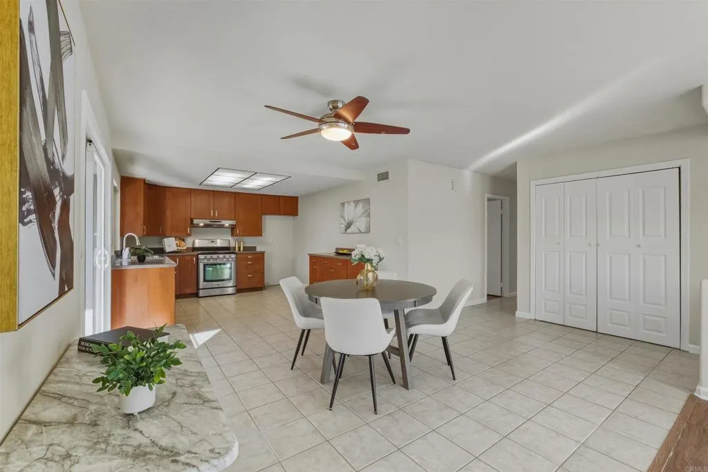 https://cdn.realtyfeed.com/cdn/127/306652309/71b7d40f02ce71204c88b6b2ef92211e.webp