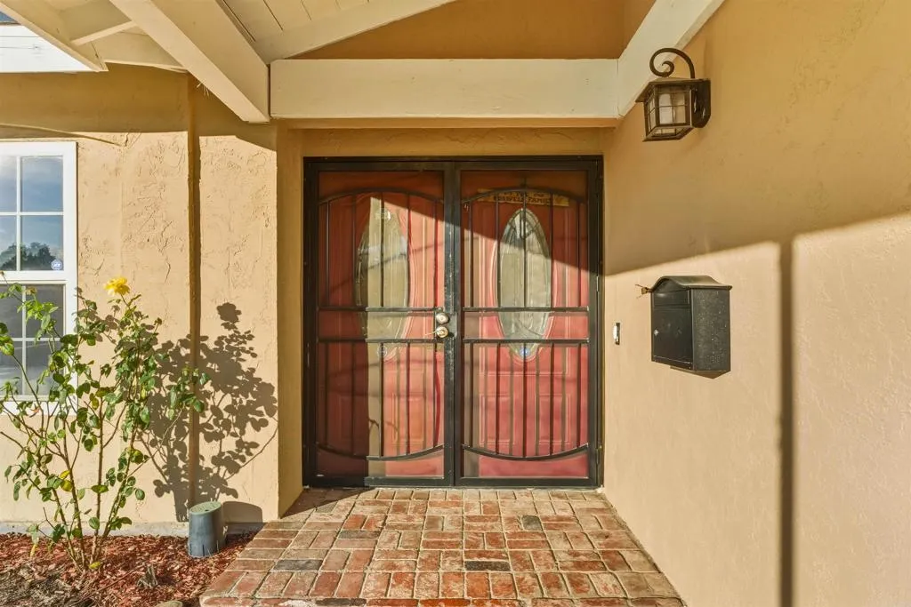 https://cdn.realtyfeed.com/cdn/127/306652309/9a5f5b8059c76882007f9962bf44f1de.webp
