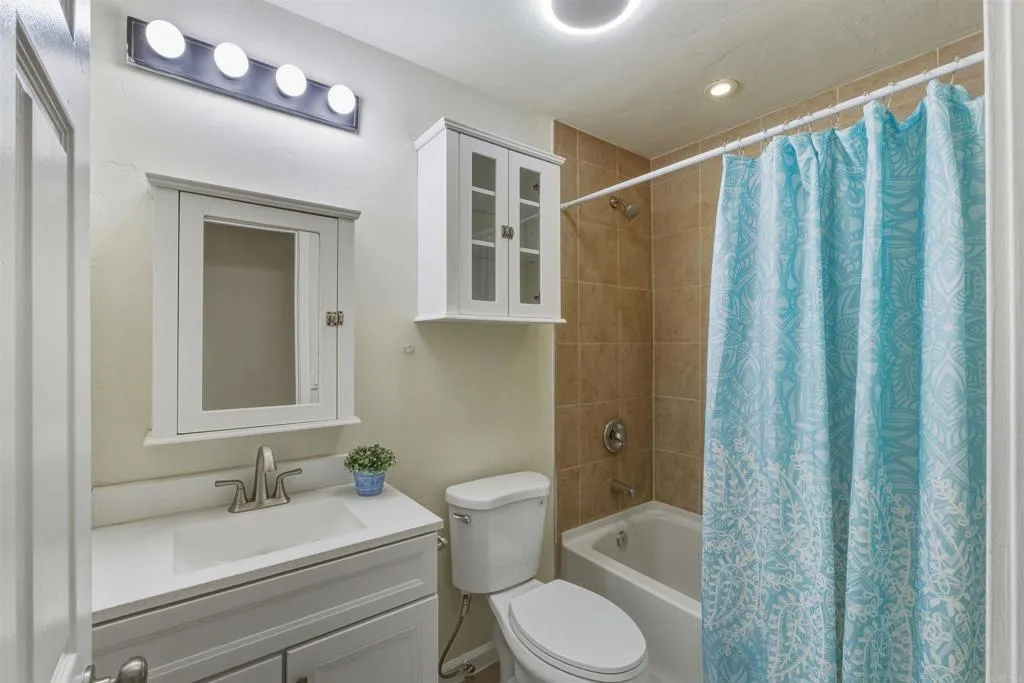 https://cdn.realtyfeed.com/cdn/127/306652309/bcf6dd5d17a83d838710e3e43e5d38fc.webp