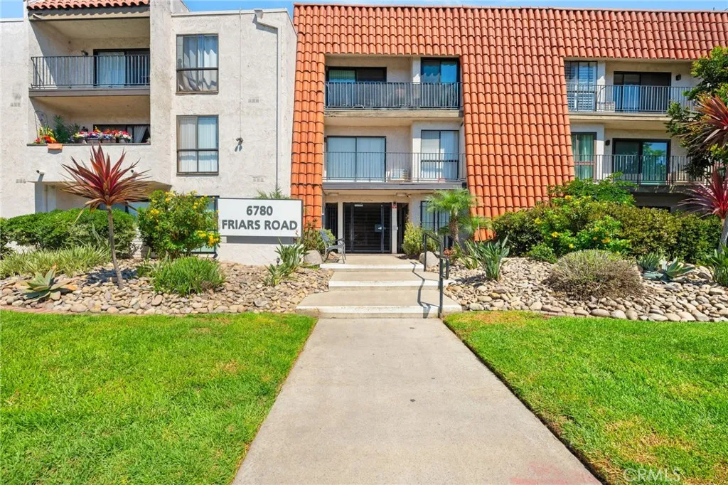 https://cdn.realtyfeed.com/cdn/127/306652348/0bdb0e64f1c9f48a6033884aae7005aa.webp