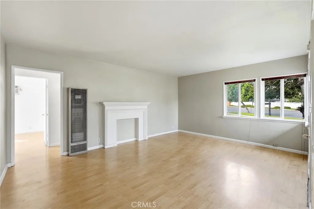 2205 N Glenoaks Boulevard, Burbank, CA 91504 - Photo 5 of 21, Burbank, CA