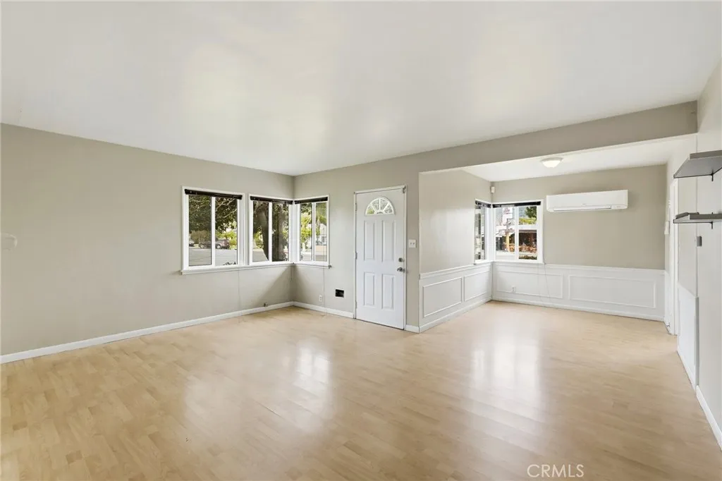 2205 N Glenoaks Boulevard, Burbank, CA 91504 - Photo 3 of 21, Burbank, CA