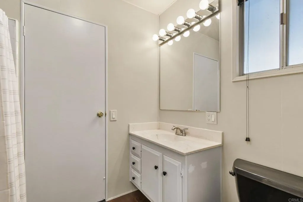 https://cdn.realtyfeed.com/cdn/127/306652388/5334a98ea814f3353b8e48581018bb76.webp