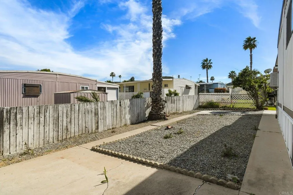 https://cdn.realtyfeed.com/cdn/127/306652388/6df231f6ba1988412a6bc6a90bf53d89.webp