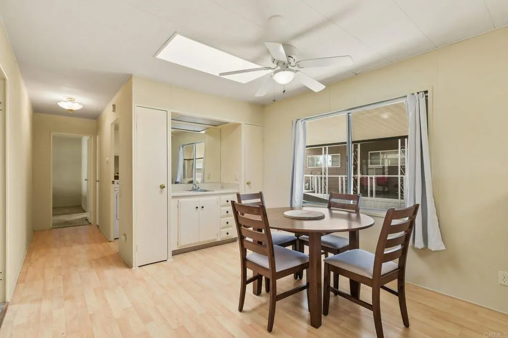 https://cdn.realtyfeed.com/cdn/127/306652388/8aa75afced961d339dc756739429befc.webp