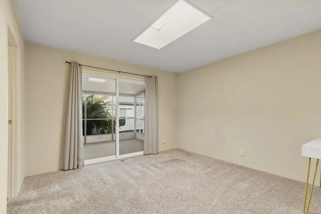 https://cdn.realtyfeed.com/cdn/127/306652388/a78f376ad1325b7a5752cfc09ac74438.webp