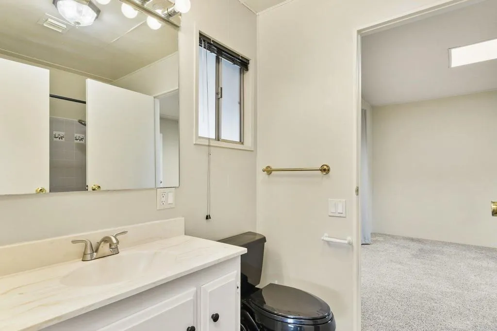 https://cdn.realtyfeed.com/cdn/127/306652388/aa765cdf91ff85110f54f9b6ad5b88a0.webp