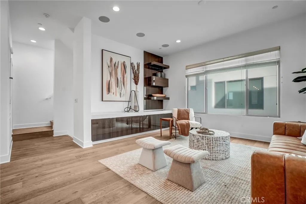 24 Ebb Tide, Newport Beach, CA 92663 - Photo 5 of 50, Newport Beach, CA