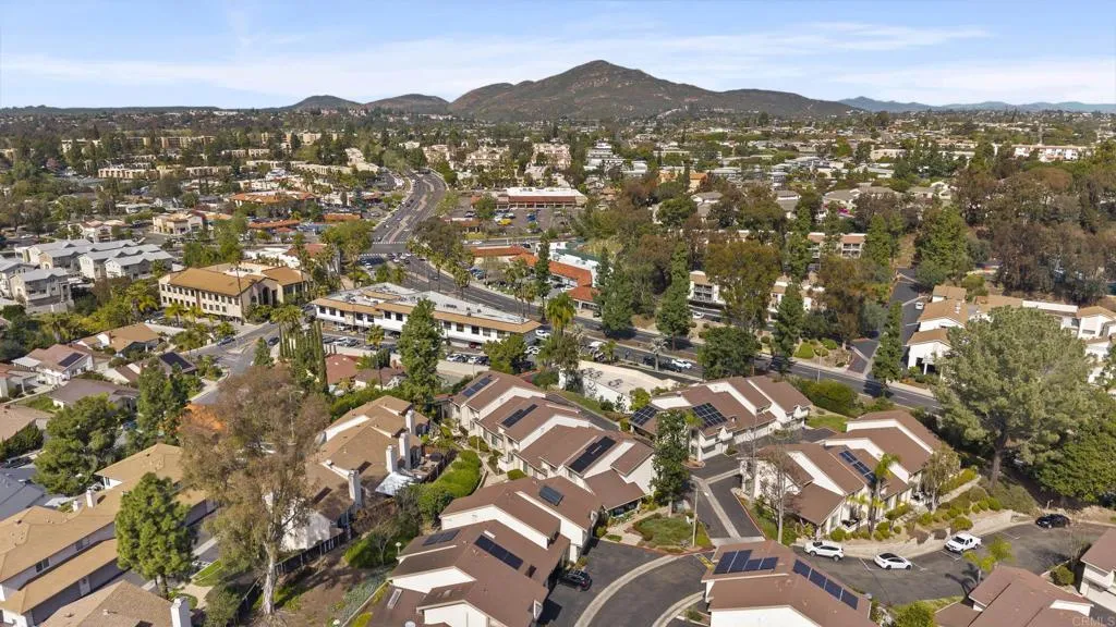 https://cdn.realtyfeed.com/cdn/127/306652457/6a8cf58a882f1859346d466505abc159.webp