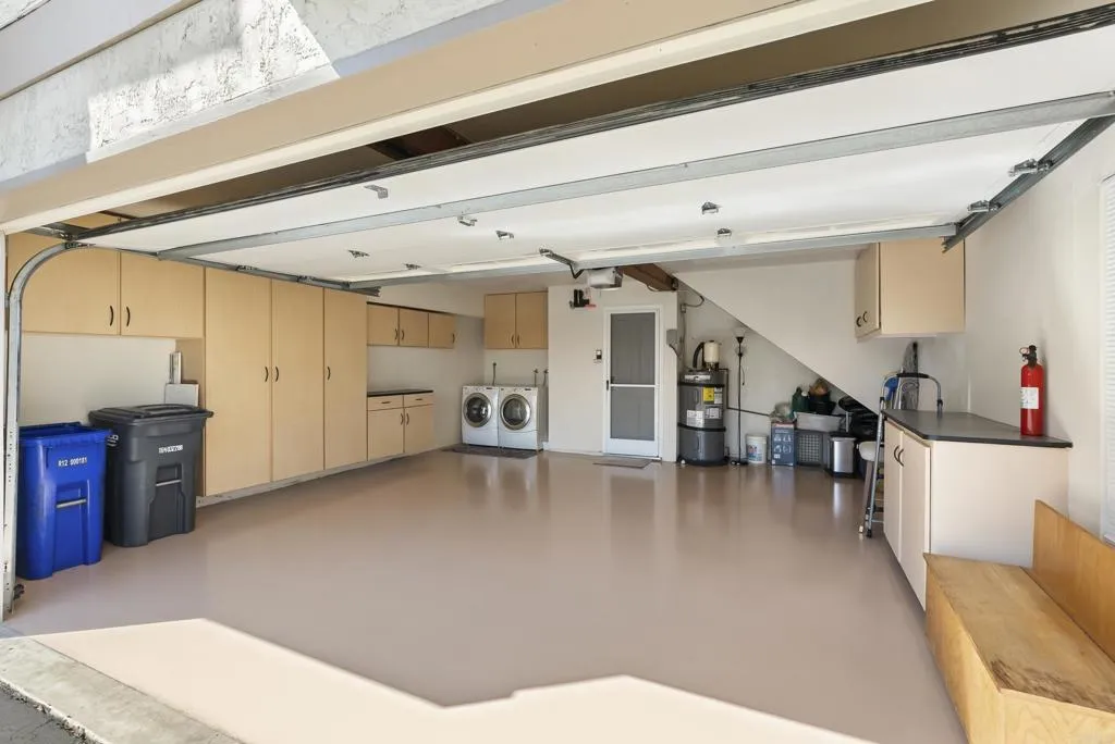 https://cdn.realtyfeed.com/cdn/127/306652457/a6b6aa0879106d4ada553e245dde2abe.webp