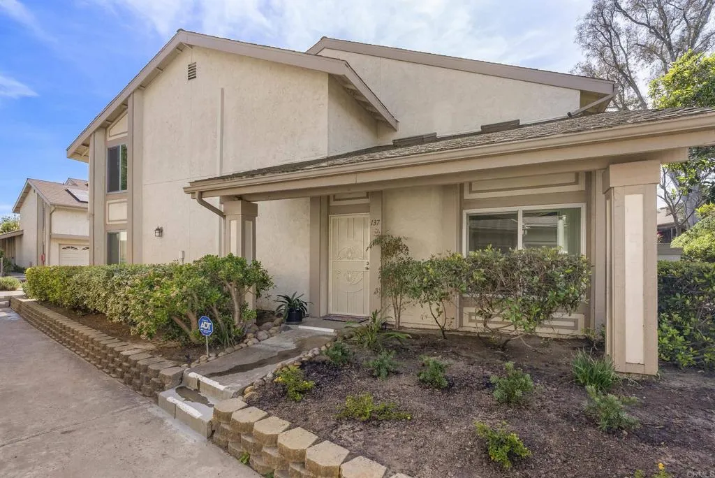 https://cdn.realtyfeed.com/cdn/127/306652457/ebec514a90b910a62cc778f025a3e3a0.webp