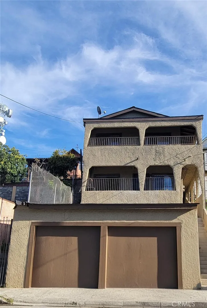 932 S Mott Unit 3, Los Angeles, CA 90023 - Main photo, Los Angeles, CA