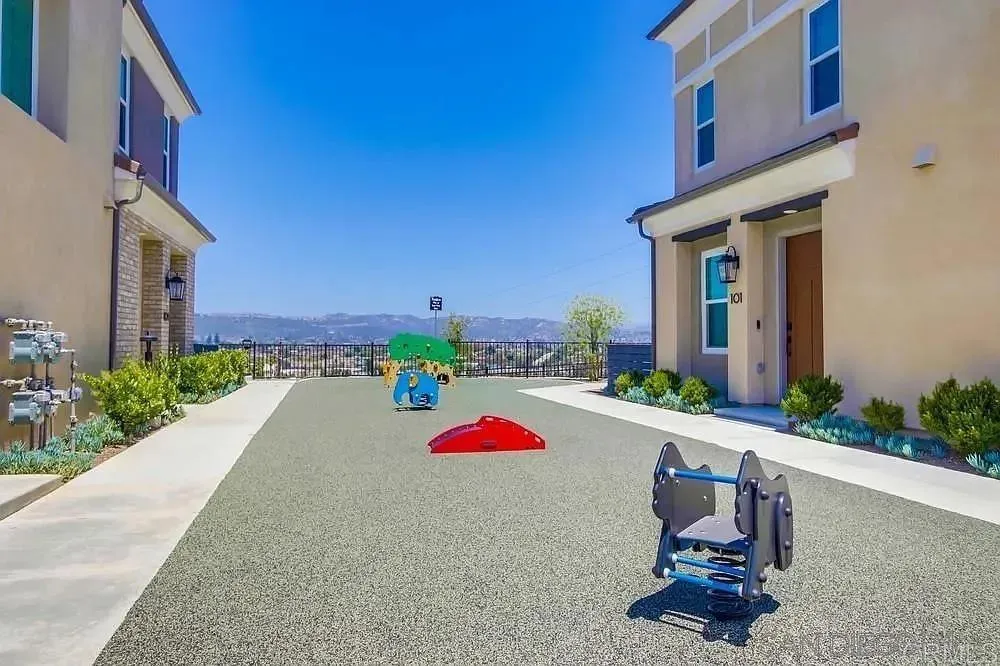 https://cdn.realtyfeed.com/cdn/127/306652496/68328ac4460c9373f120cec2315ce112.webp