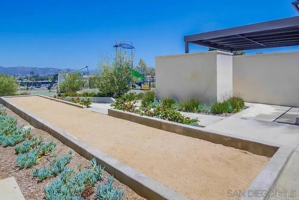 Photo #37: NDP2601824 Listing: Photo #37