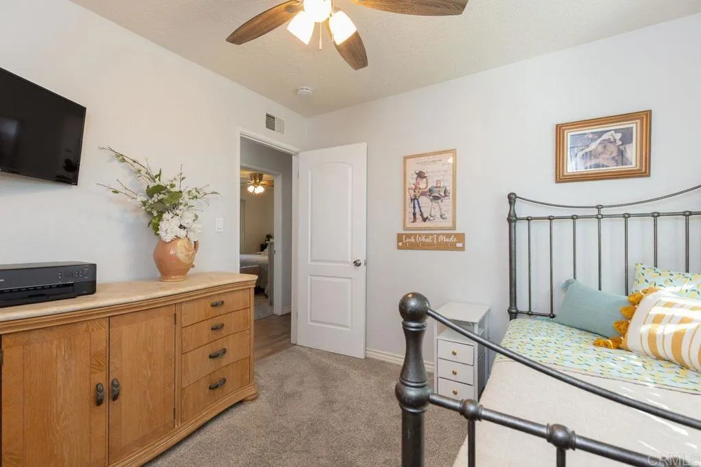 https://cdn.realtyfeed.com/cdn/127/306652502/c257b570be3e003fda6bb6c0fa6d06f7.webp
