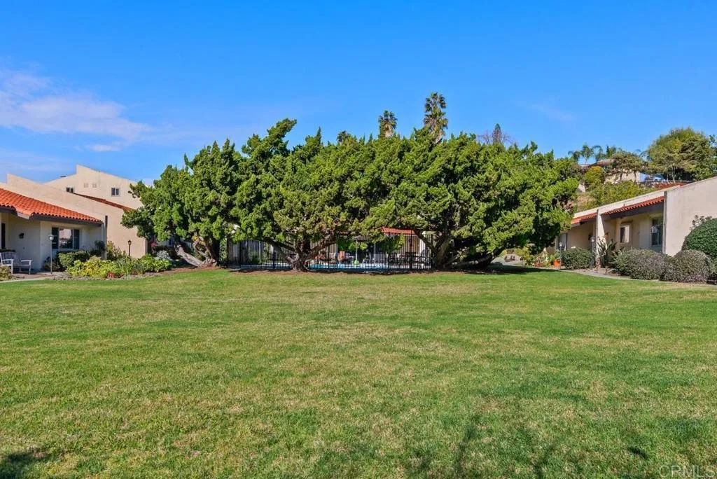 https://cdn.realtyfeed.com/cdn/127/306652504/a21a4ca1d51145c065e0e528f8e3a4db.webp
