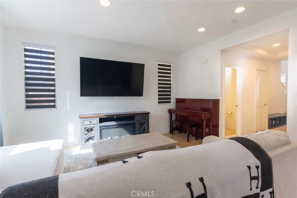 637 Liberation, Fullerton, CA 92832 - Photo 5 of 33, Fullerton, CA