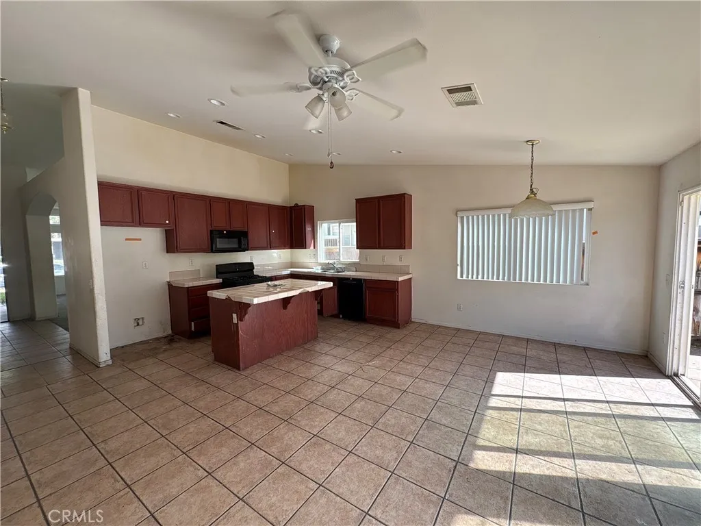 22960 Penasco Circle, Nuevo, CA 92567 - Photo 3 of 29, Nuevo, CA