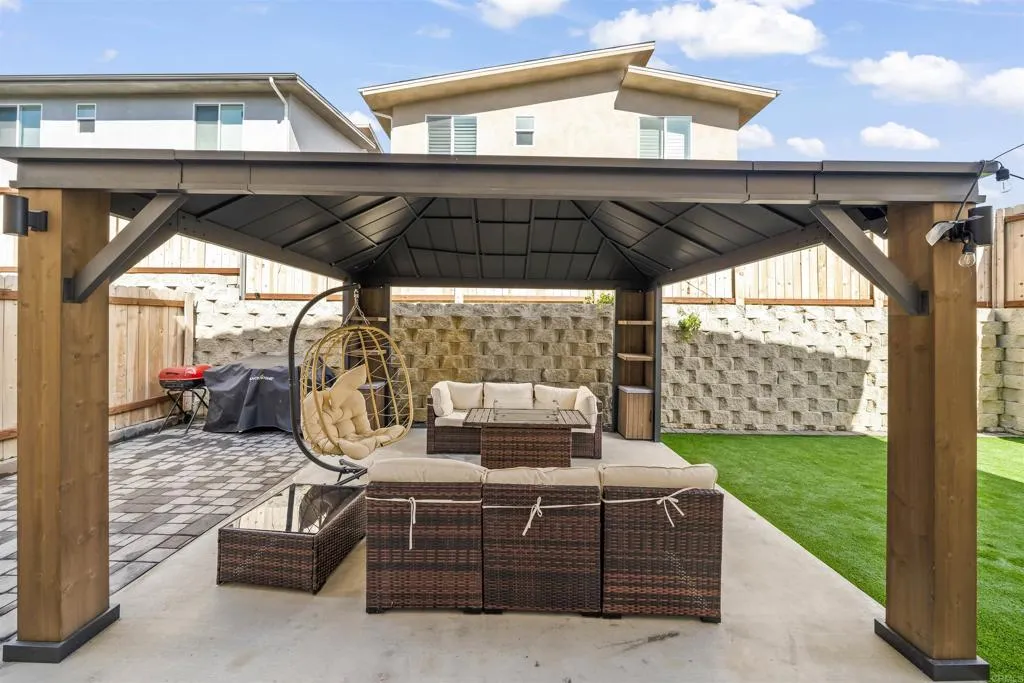 https://cdn.realtyfeed.com/cdn/127/306652649/60181cc3763a5c83a4ee1d1377ee6247.webp