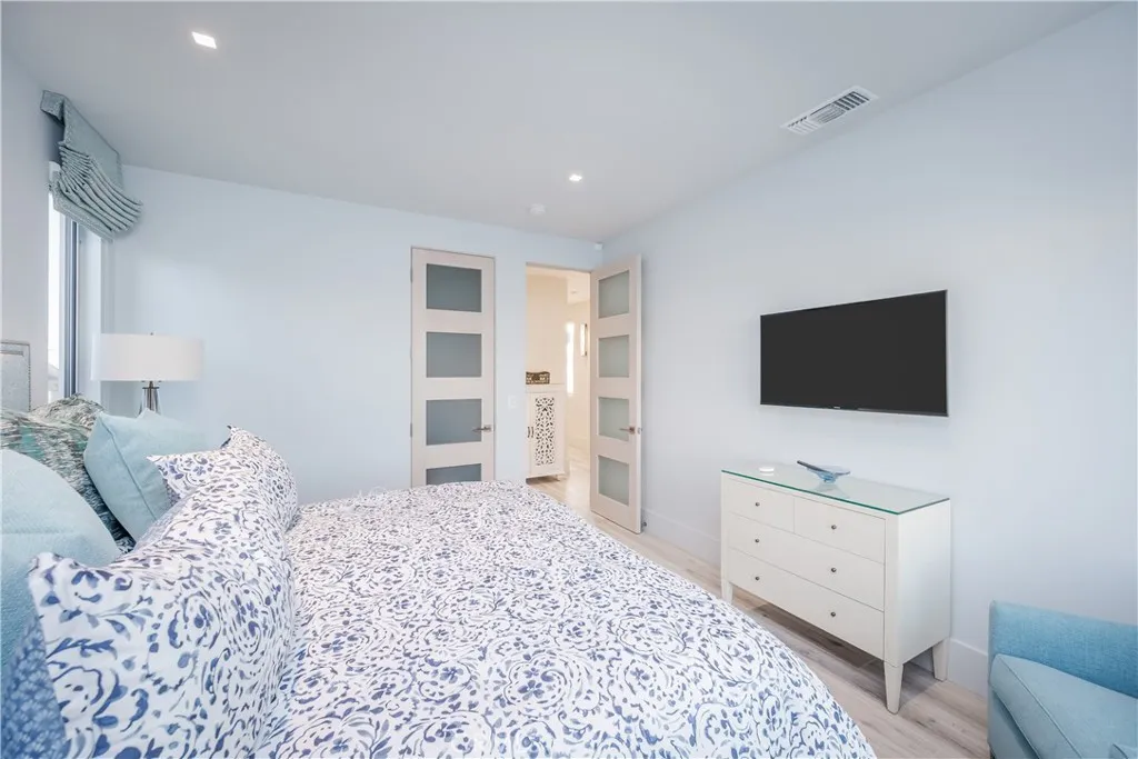 3407 Oceanfront, Newport Beach, CA, 92663