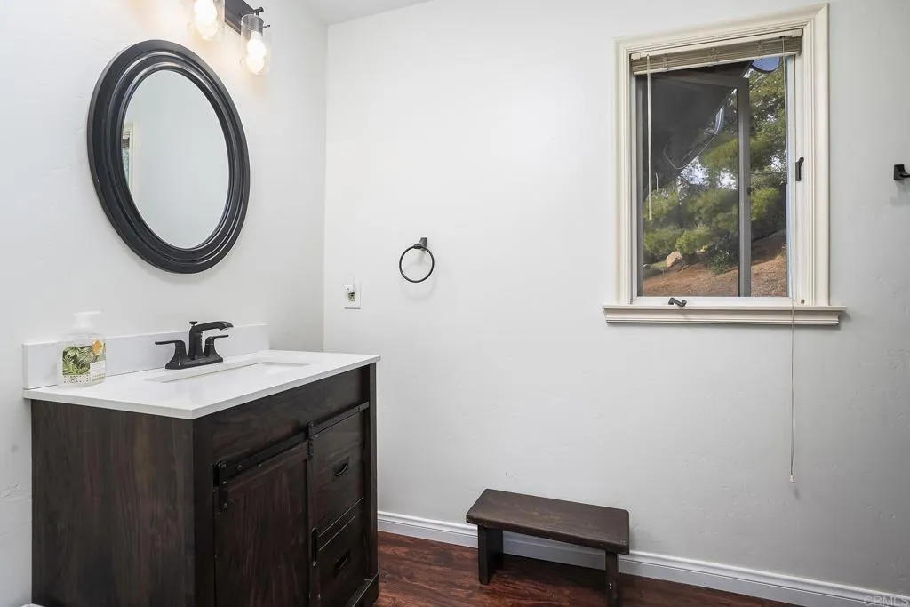 https://cdn.realtyfeed.com/cdn/127/306652700/14ab85ebaefc733eb6b32ab9195359d0.webp