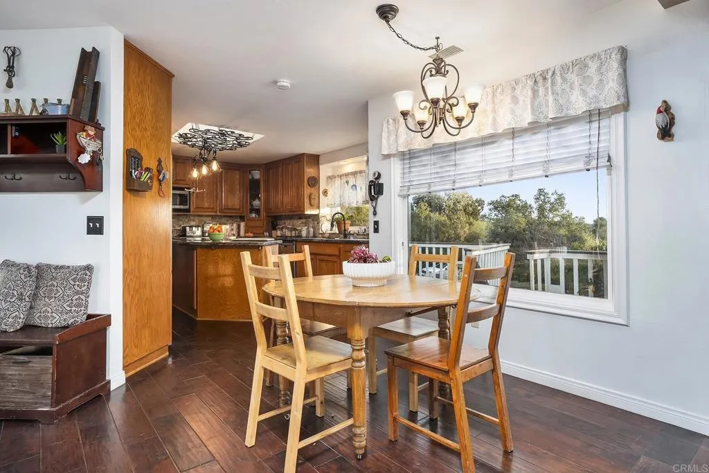 https://cdn.realtyfeed.com/cdn/127/306652700/85f39aab3f1fde07719ac9e26d3ef978.webp
