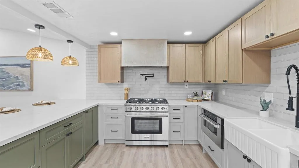 https://cdn.realtyfeed.com/cdn/127/306652733/a95c1b347ddf7509ba92008866468e95.webp
