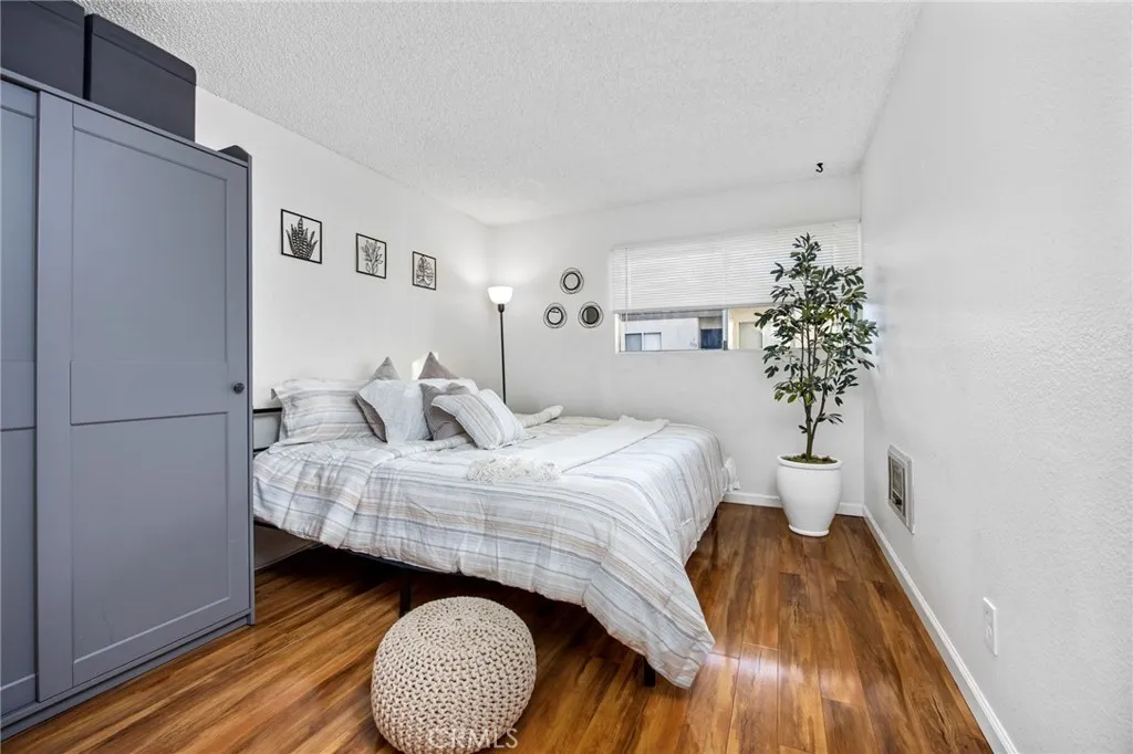 https://cdn.realtyfeed.com/cdn/127/306652745/34372c68cfcf9abb07ceb1aecead687d.webp