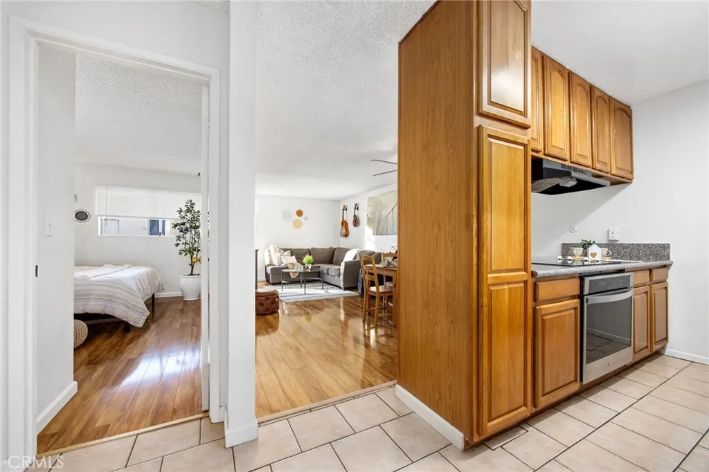 https://cdn.realtyfeed.com/cdn/127/306652745/7b7a795d35b65cacf182512a6c0da192.webp