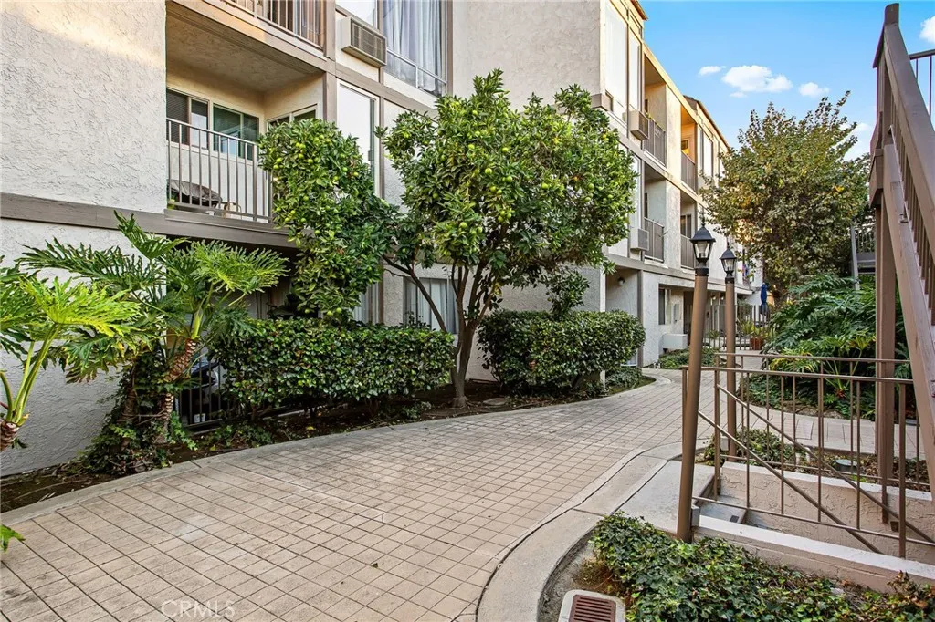 https://cdn.realtyfeed.com/cdn/127/306652745/856cc3c5e54d018f61a295d839cd07b8.webp