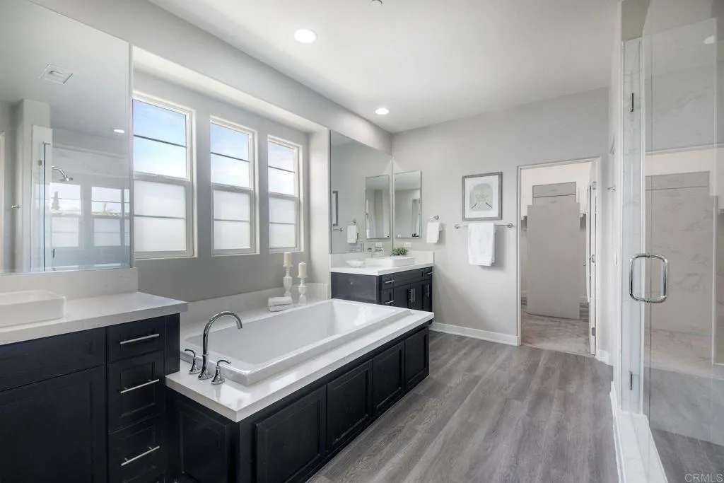 https://cdn.realtyfeed.com/cdn/127/306652768/19c77eb46744459e6fe1b5ffe10c0255.webp