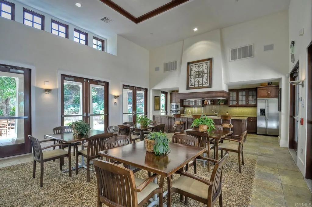 https://cdn.realtyfeed.com/cdn/127/306652768/2cde383430038dcdc1117a86c24cb1de.webp