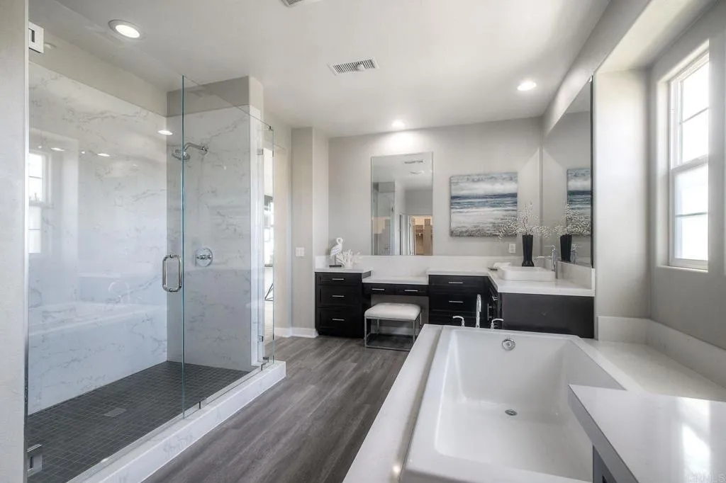 https://cdn.realtyfeed.com/cdn/127/306652768/81ec729b670a53758b66dc2c7c49beee.webp