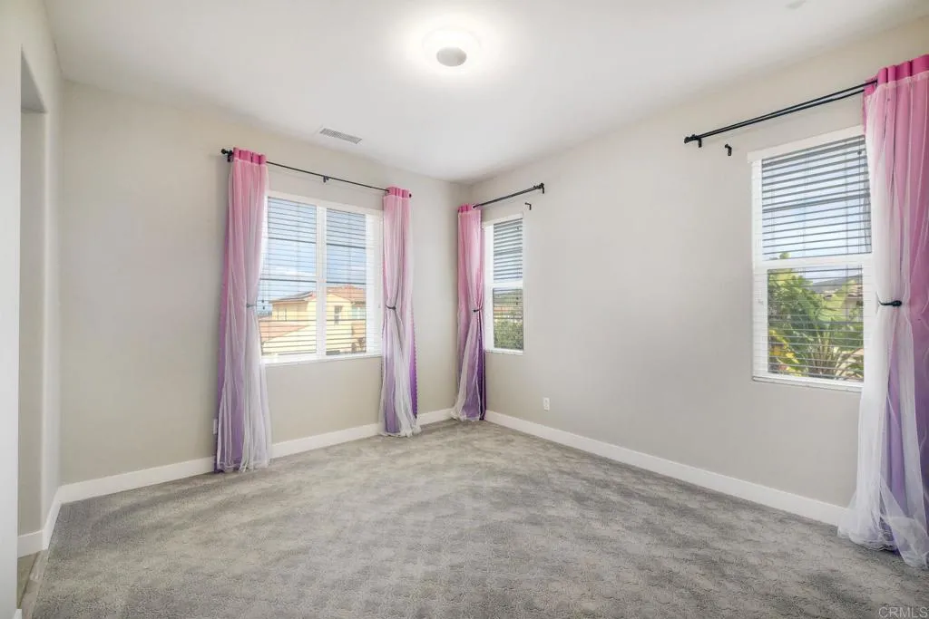 https://cdn.realtyfeed.com/cdn/127/306652768/d636d132d6b5c50440b52a03119dbae4.webp