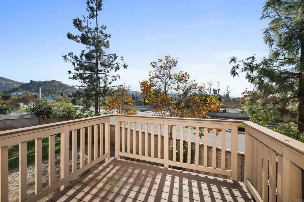 https://cdn.realtyfeed.com/cdn/127/306652810/38d5017ea8b860290b65c68141caab63.webp