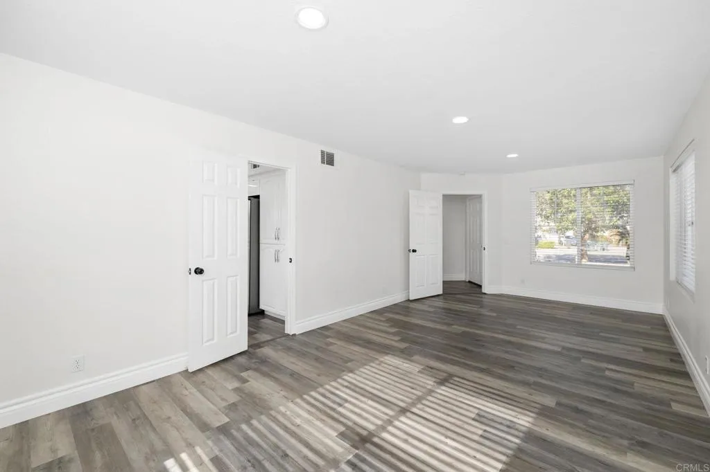 https://cdn.realtyfeed.com/cdn/127/306652810/5f4985f731947fe3842914f287fa80d4.webp