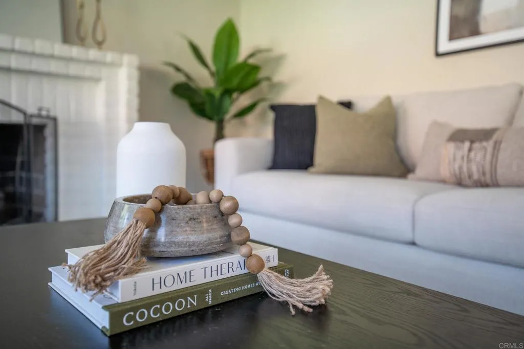 https://cdn.realtyfeed.com/cdn/127/306652812/9b9a4027bd3a1ea561d80d9164901b34.webp