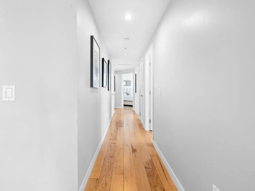 https://cdn.realtyfeed.com/cdn/127/306652814/249f8f13741c2601a7bd8fe61082ecf7.webp