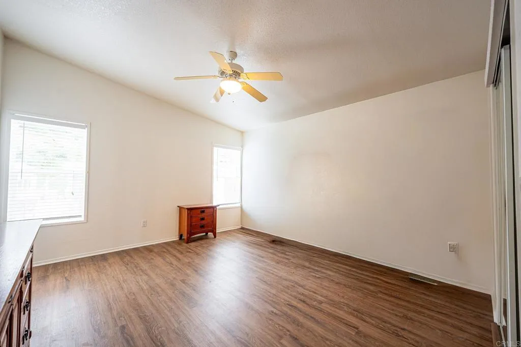 https://cdn.realtyfeed.com/cdn/127/306652817/36711d3388f0560f41b94a6806954a8c.webp